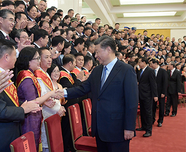 习近平会见中国红十字会第十一次全国会员代表大会代表